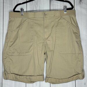 Lee Relaxed Fit Mid Rise Khaki Shorts Sz 18 (40x9) Roll Tab Hem Elastic Waist